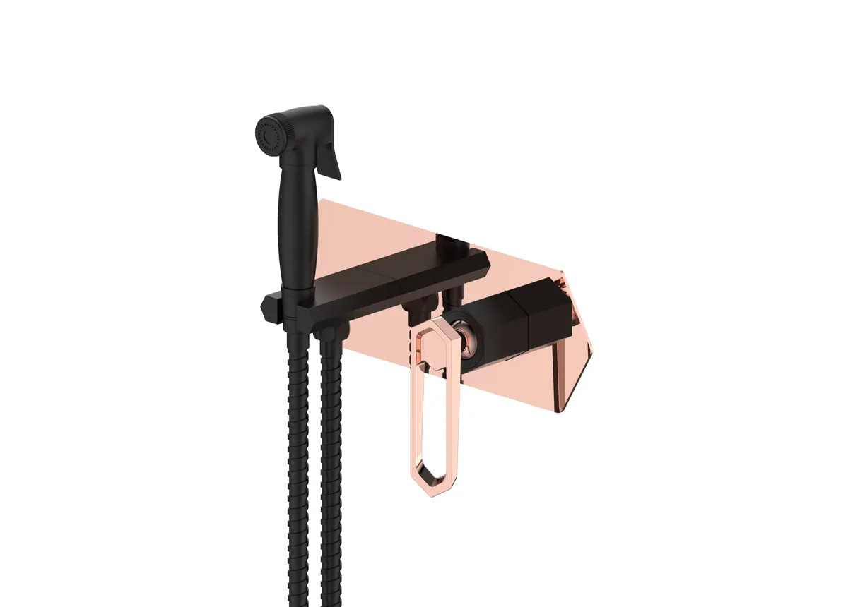 Смеситель для биде настенного монтажа черного цвета и розового золота