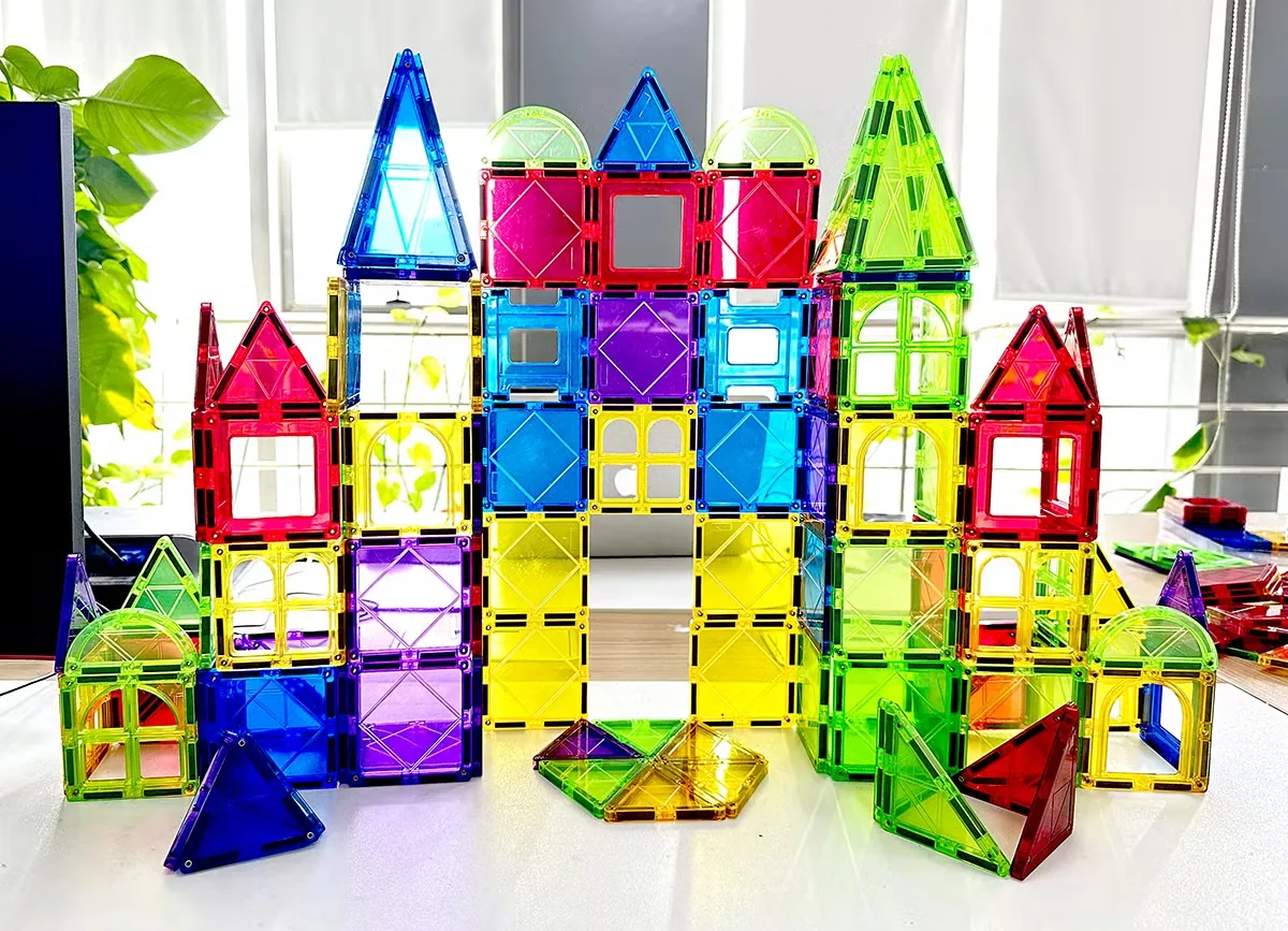 158PCS Детские игрушки DIY магнитные строительные блоки для детей в качестве праздничного подарка