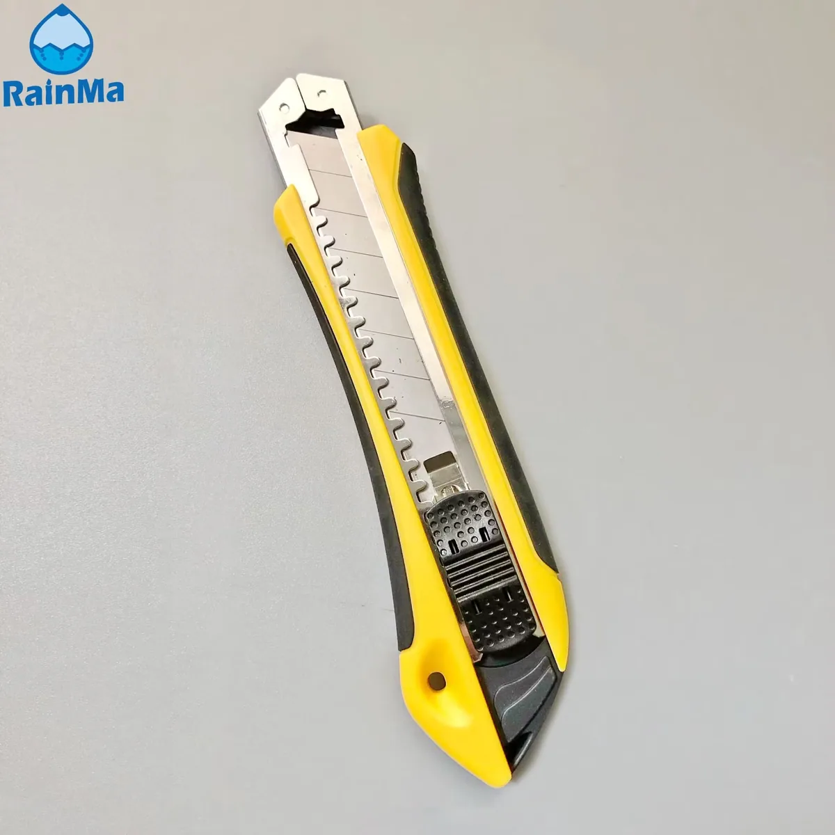 Оптовая горячая распродажа 18mm нож для упаковки с пластиковой ручкой