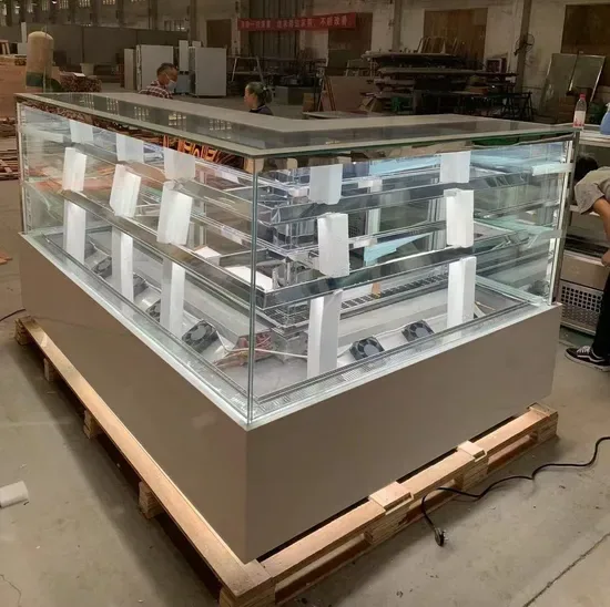 Коммерческий панорамный стеклянный холодильный витрина с LED подсветкой для выпечки, тортов и кондитерских изделий для магазинов, кафе и десертных магазинов с вентиляторным охлаждением