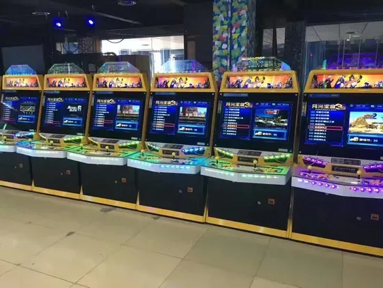 Игровой автомат с фруктами, рулеткой и джекпотом на монеты