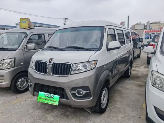 Дешевый доступный подержанный фургон автомобиль