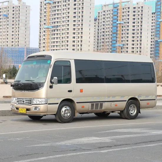 Комфортабельный подержанный Toyota Coaster на 30 мест