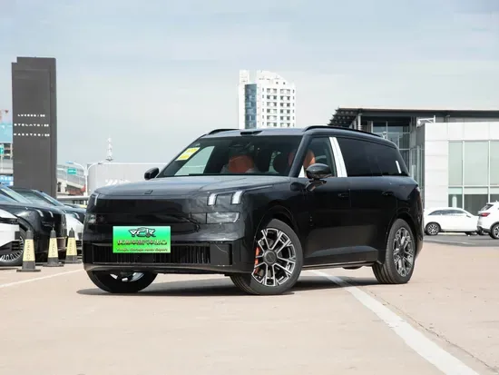 Линк и Ко 900 Доступный роскошный подержанный гибридный автомобиль