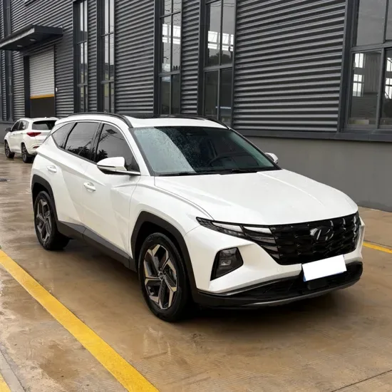 Подержанный бензиновый автомобиль Hyundai Tucson L SUV 1.5t Luxury 2023 года в хорошем состоянии по низкой цене