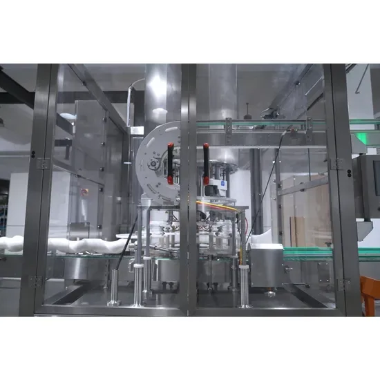 Машина для укупорки с круглыми крышками, обеспечивающая стабильную ориентацию и плавную электрическую герметизацию, для упаковки ветеринарной продукции